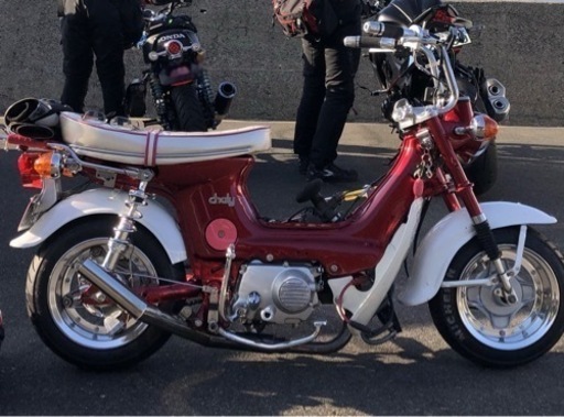 ホンダ　シャリー  キャンディーレッド