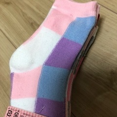 新品　靴下3足　女児の画像