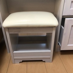 【0円】デスクドレッサー　佐藤産業CERISE ホワイトの画像