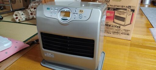 【中古】石油ファンヒータ 12畳用　コロナ
