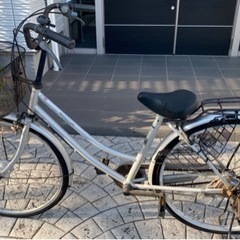 自転車　シルバー　中古　※ギアは使用不可です　カゴ・荷台付き（1...