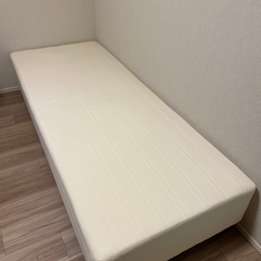 脚付きベッドマット　セミシングルベッド