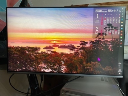 グリーンハウス 27型液晶モニター（6か月利用）とモニターアーム＆ロジクールK345キーボードマウスのセット（任意）です。