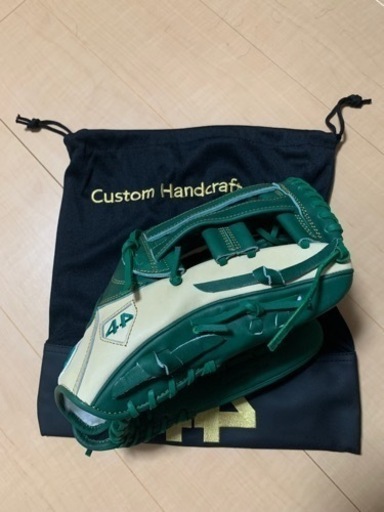 新品未使用の44グローブです