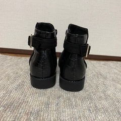 新品・未使用 S サイズ ショートブーツ 靴 の画像