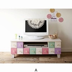 カラフル可愛いテレビ台