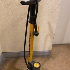 自転車空気入れ