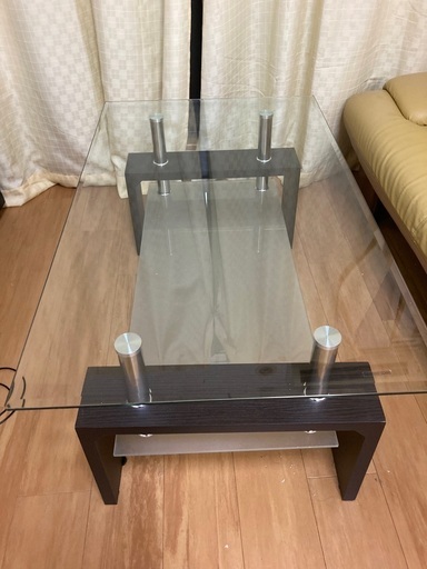 美品　センターテーブル　ガラス