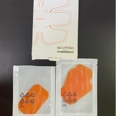 最終価格【正規品・美品】SIXPAD Abs Fit 2 ケース、ベルト、正規品パッド(4枚のみ)付きの画像