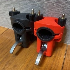 ロッドキーパー2つ（赤・黒）石鯛　タマン　ガーラ　磯釣り　打ち込み