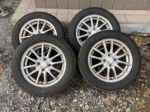 185/65R15 スタッドレスタイヤ　4本