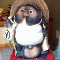 信楽焼　狸　置物の画像