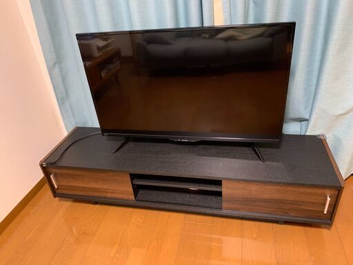 液晶テレビ Sharp AQUOS 40インチ