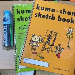スケッチブック2冊✖️2とカラーペン12色入り