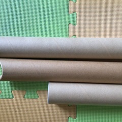 ポスターの筒☆蓋付き☆3本☆ダンボール筒の画像