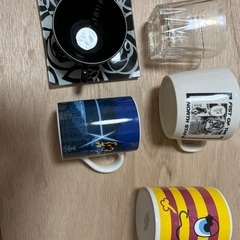 マグカップやグラス