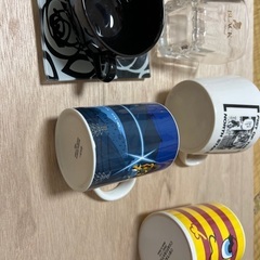 マグカップやグラスの画像