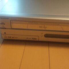 ジャンク品  シャープDVDレコーダーの画像