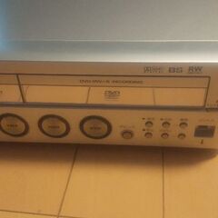 ジャンク品  シャープDVDレコーダーの画像