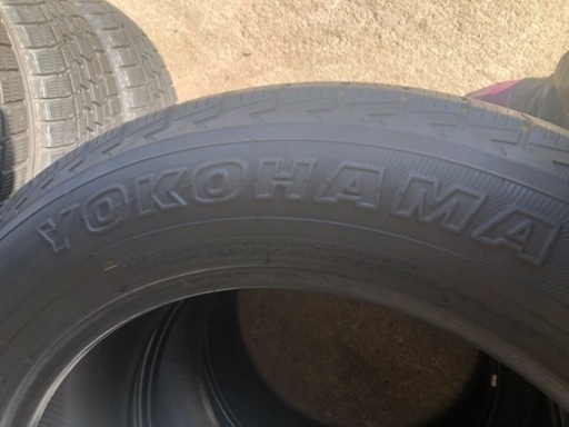 245/60R20 タイヤのみです4本