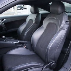 アウディ　TTクーペ2.0TFSI Sラインパッケージ　車検5年8月　地デジ☆の画像