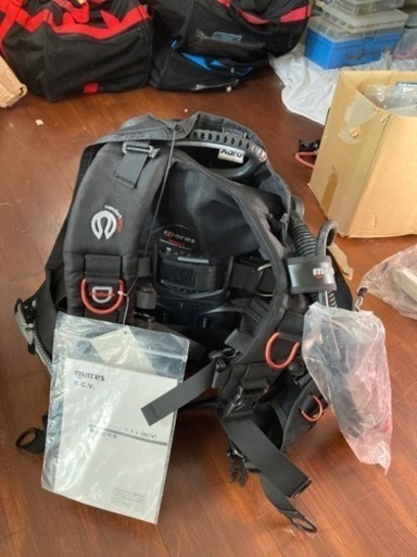 【激安値下】マレス BCD XS/S hybrid