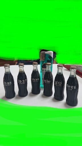 ミニコカ・コーラ フィギュア