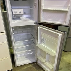 2018年式 Hisense 冷蔵庫 HR-B2301の画像