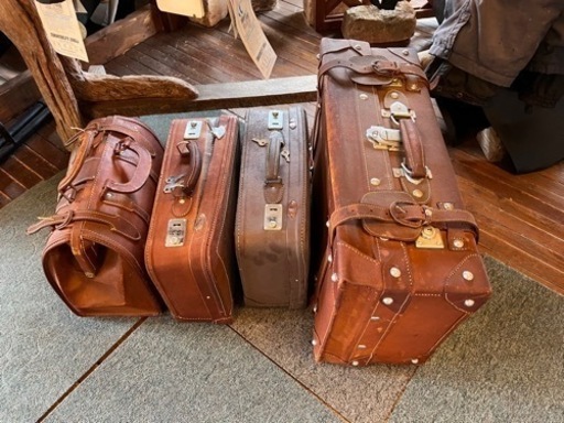 レザー　アンティーク　スーツケース　4個セット