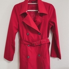 【取り引き決まりました】※美品　赤トレンチコート 