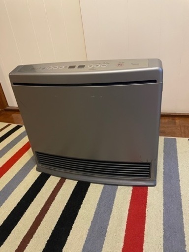 リンナイ　ガスファンヒーター　木造16畳ほど
