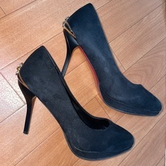 値下げしました【美品】パンプス 39インチの画像