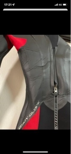 セミドライウエットスーツ