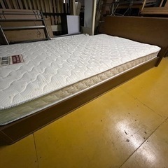 【激安】セミダブルベッド