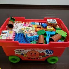 アンパンマン はじめてのブロックワゴンの画像