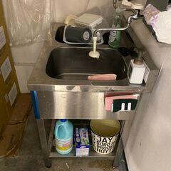 設備譲渡。 6坪前後のスペースがあればバナナジュース屋さんがすぐに始められます！  また今飲食店をされている方はミキサーやレシピ必要器具だけで始められ、新メニュー・目玉メニューとして取り入れてみてはい  かがでしょうか。の画像