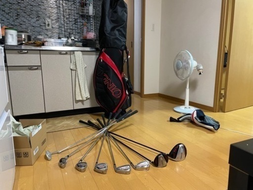 イグニオ　ゴルフバッグ　クラブ８本セット