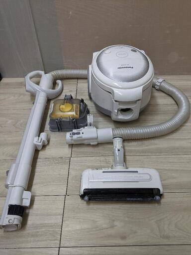 Panasonic サイクロン式電気掃除機 MC-SXJ4000-W　2013年製