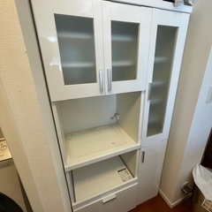 食器棚　電源二口付きの画像