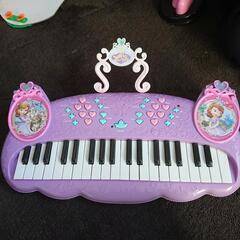 ソフィア ピアノ