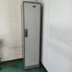 UCHIDA　1人用スチールロッカー　ワイドタイプ