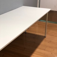業務用ホワイトテーブル　の画像