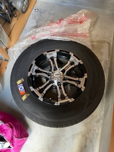 売却完了致しました。ランクルプラド用　Raysホイールタイヤ4本セット