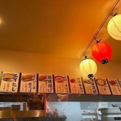 ホールスタッフ/髪色自由/ネイル・ピアスOK/給料手渡し可/ 週1日&3hから/WEB面接あり/履歴書必要なしの画像