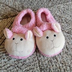 キッズ　ルームシューズ