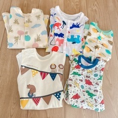 ベビー　ロンパース５点