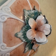 陶器の飾りの画像