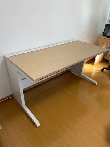 イトーキ ITOKI オフィスデスク CZRシリーズ W140cm x D70cm テレワーク 計２台