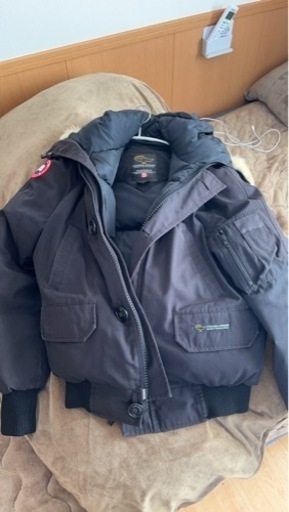 カナダグース　メンズSサイズ