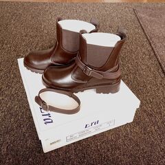【5月で終了】未使用レインブーツの画像